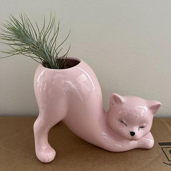 NEW Cat Planter Pot , Indoor and Outdoor Plant Displays - Picture 5 of 8